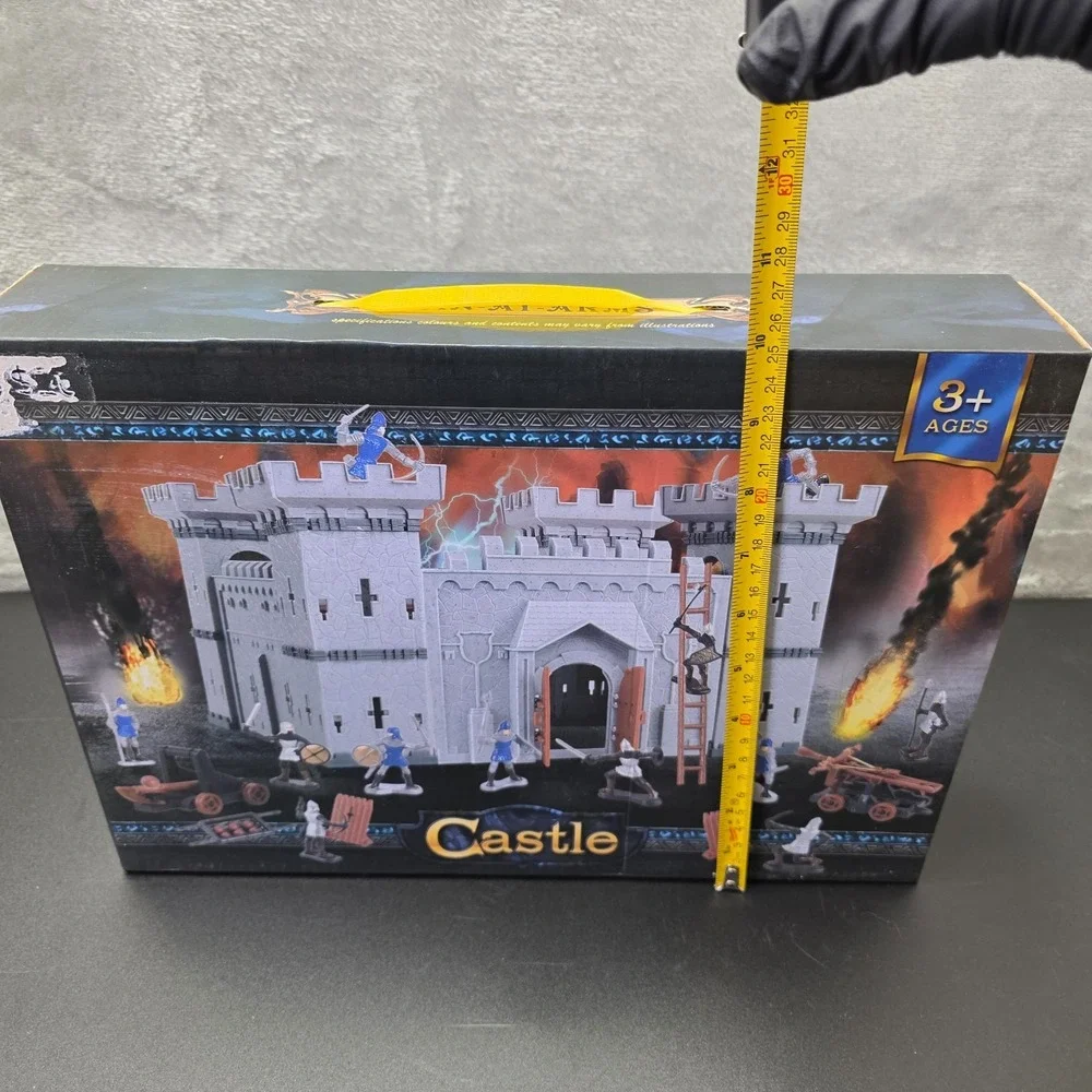 3D Castle Knights Action Figure‎ Toy Playset with Assorted Knights & Props NEW
